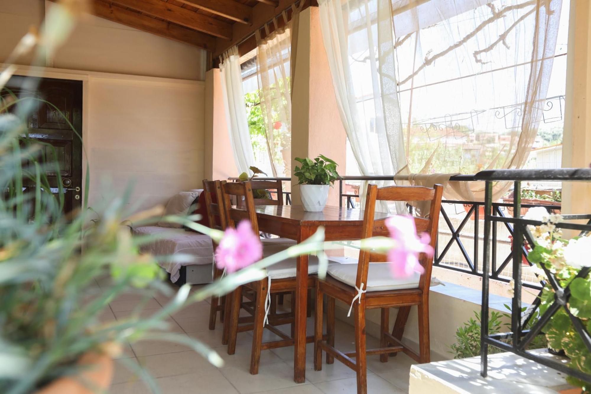 Natasha's Ferienhaus Perama (Corfu)
